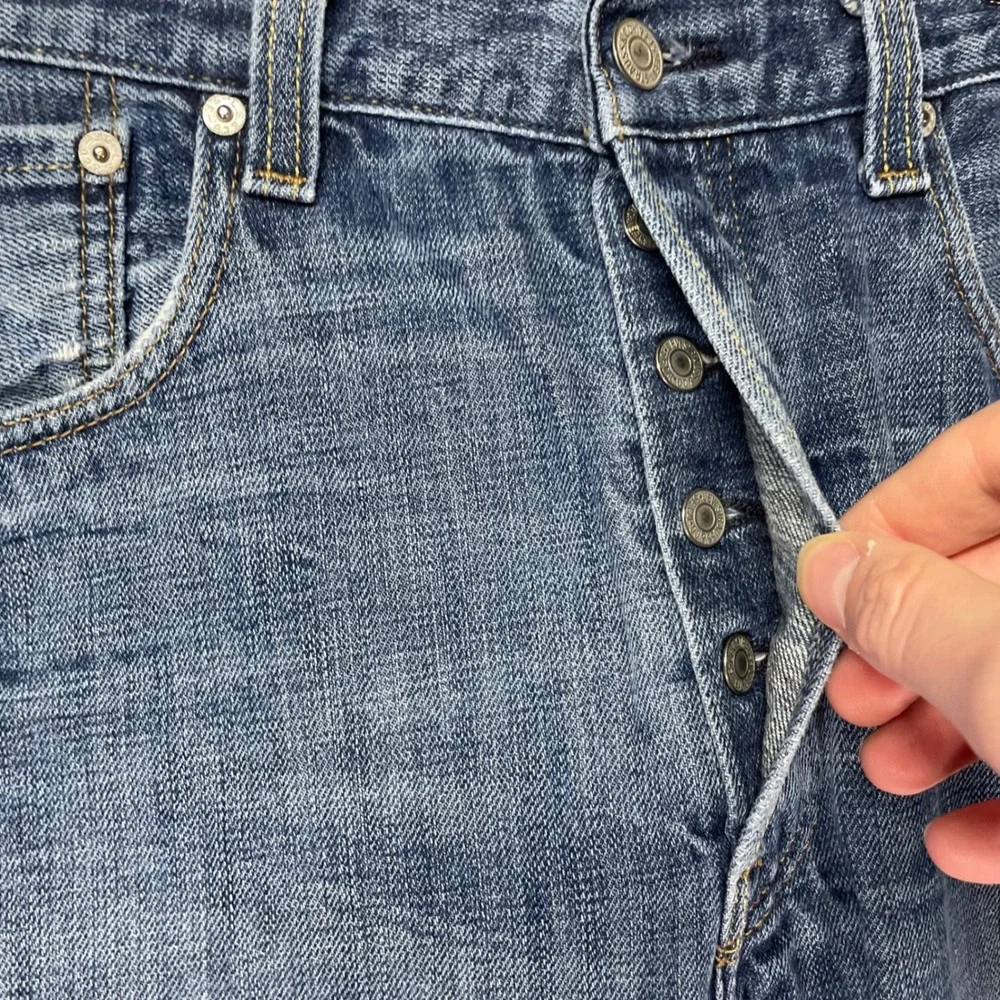 Levis 501 Jeans Mens 33x31 Blue Straight‎ Leg Button Fly Denim Faded Mexico